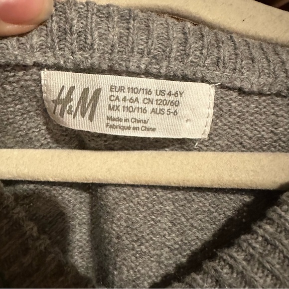 Christmas Sweater Vest - Picture 5 of 7